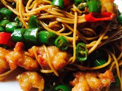 双椒鸡脆骨捞面-東舍食唐精品陕菜馆