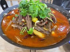 -江城燕子大排档(江汉路步行街店)