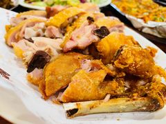 -老东镇啤酒屋海鲜加工·蒸汽海鲜·海鲜烧烤(台东店)