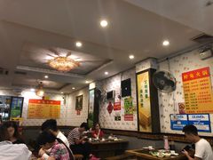 大堂-冯记香辣兔火锅(茶店子总店)