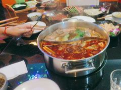 -唯爱KTV聚会餐厅(仙林东城汇店)