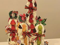 草莓塔彩灯新年跨年庆祝生日蛋糕-艾加柒克蛋糕茶歇甜品台(春熙路店)