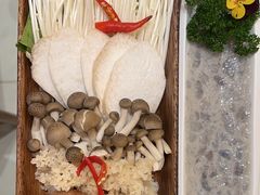 -湯系·煲汤手艺人(东二环泰禾广场店)
