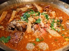 -张翻越·川渝冒菜·武汉黑鸭煲(城北万象城店)