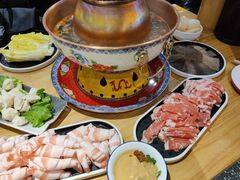 -记忆串城·东北烧烤·小龙虾·大型团建(南油店)