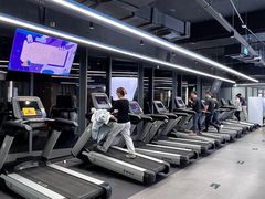 -超鹿运动(五四路恒力城店)