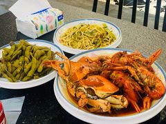 -三妹小龙虾·黄油蟹(华侨城总店)