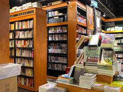 -西西弗书店&矢量咖啡(壹方购物中心店)