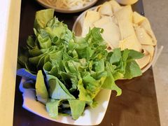 -老房老舍重庆火锅(假日城市店)