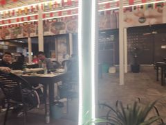 -去吃小龙虾·江湖菜·烧烤(南滨路店)