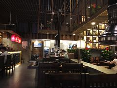 大堂-和萌牛肠烧烤(财富中心店)