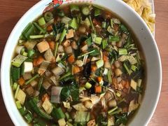 姥姥家的臊子面-宝葫芦西北茶食铺(中发源店)