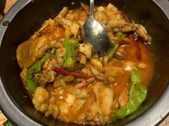 -云海肴·汽锅鸡·云南菜(天山百盛优客店)