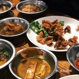 地铁一个多小时，来吃口网红肉