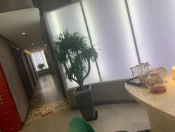 -PE SALON