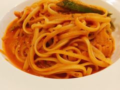 烟熏三文鱼意面-UPPER KITCHEN(延安路店)