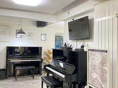 -梅纳·钢琴声乐架子鼓Mena Music(双井店)