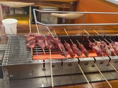 -哈尔滨小酒馆·鲜肉现穿自助烧烤(康新花园店)