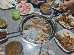 -金滏山·烤肉海鲜火锅自助(襄阳万达店)