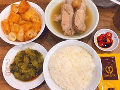 -松發肉骨茶(牛车水店)