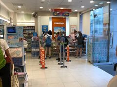 -东荟城名店仓