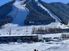 -丝绸之路山地度假区滑雪场