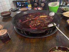 -黄潇洒老火锅(九眼桥宏济巷店)