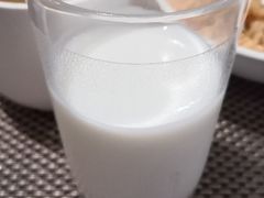 -杭州滨江宝龙城华美达酒店