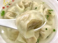 三鲜馄饨-珊珊小笼馆(仙霞路店)