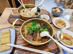 -小满手工粉(杭州滨江龙湖店)