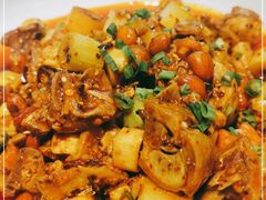 -有红鸡毛店·川菜(建设路店)