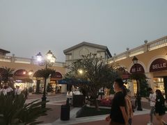 -佛罗伦萨小镇广佛名品奥特莱斯(疏港路店)