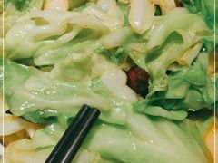 炝炒圆白菜-红京鱼(西坝河店)