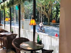 靠窗位-夏朵餐厅(丁香店)
