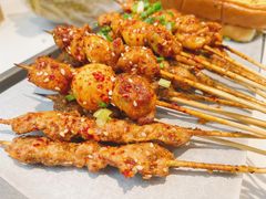 黄牛肉串-一家破烧烤店·辣卤海鲜·小排档(光谷店)