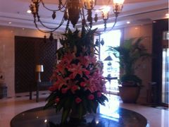 大堂-月亮河温泉度假酒店