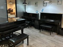 -梅纳·钢琴声乐架子鼓Mena Music(双井店)