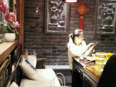 -张氏宽窄巷成都名小吃(茂业百货华强北店)