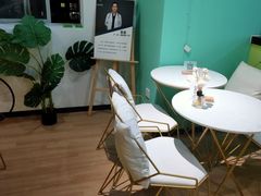 大堂-Husky Go! 哈士奇体验馆·宠物咖啡厅狗咖