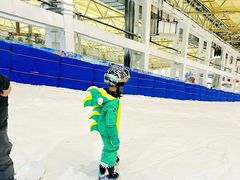 -乔波室内滑雪场