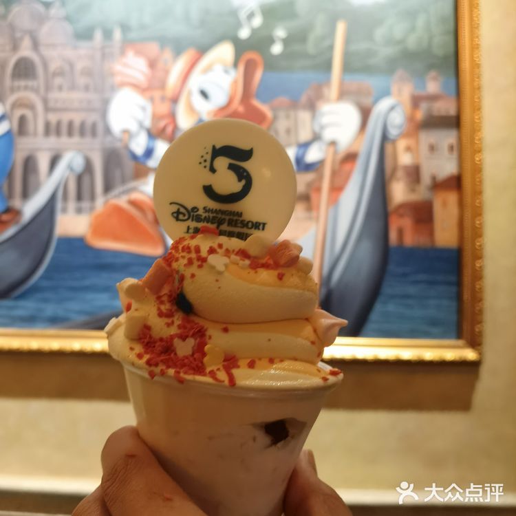 分享上海迪士尼的美食🍴不用排队的火鸡腿知道在哪买吗？
