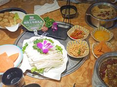 -塔兰齐新疆孜然火锅(鲤鱼山路店)