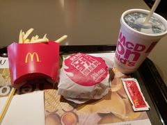 -麦当劳(江湾镇店)
