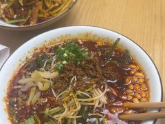 -蓉李记成都名小吃(宜昌伍家岗万达店)