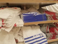 -优衣库(红谷滩万达店)