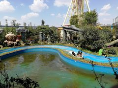 -七彩云南欢乐世界