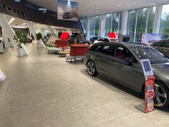 -浙江中升裕迪奥迪4S店(西溪店)