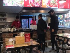 -冯烫烫跷脚牛肉·川菜小馆(武胜西街店)