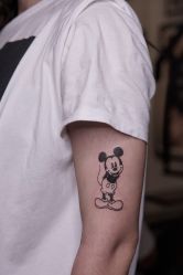 -729CLUB美式风格纹身店