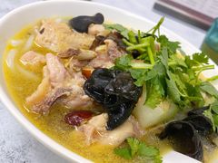馳名雞湯米-荣晖咖啡美食(司打口店)